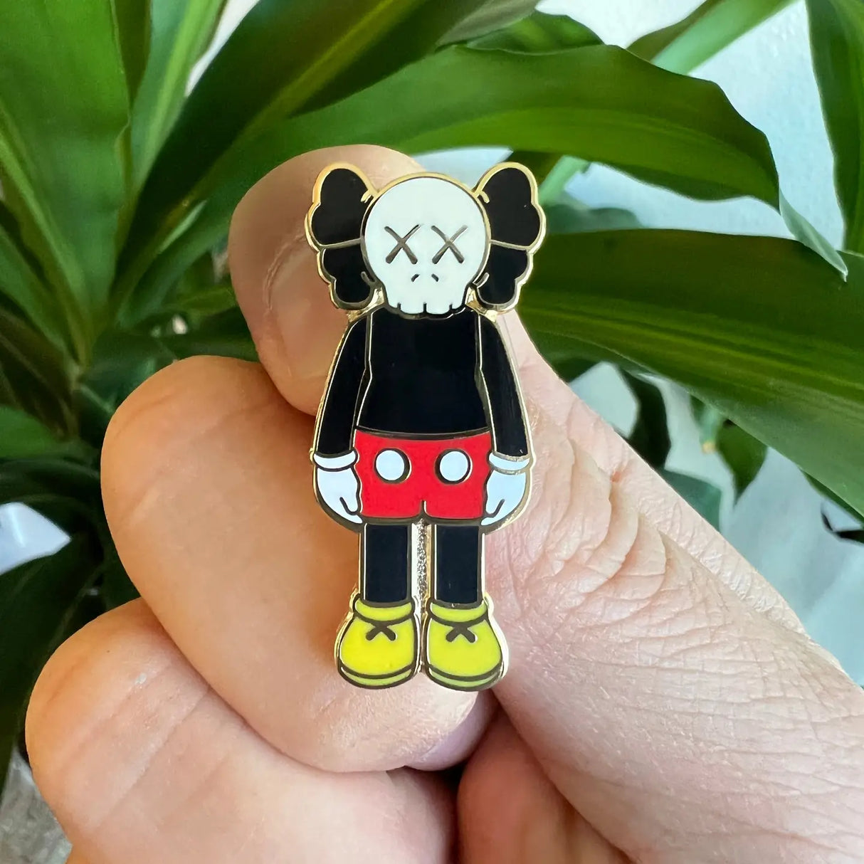 Hypebeast Kaws Pin Mickey Hard Enamel Pin